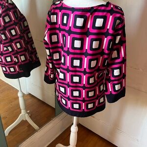 Banana republic pink and blue geometric shape shirt